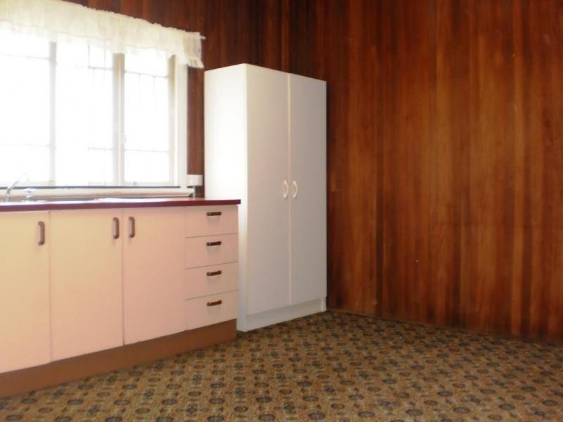 6 Martha St, Howard QLD 4659