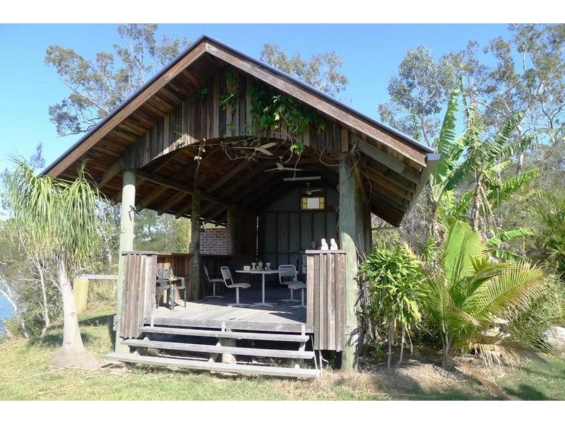220 Pacific Haven Circuit, Pacific Haven QLD 4659