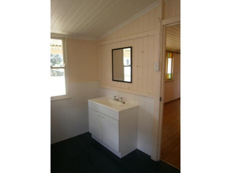 19 Martha Street, Howard QLD 4659