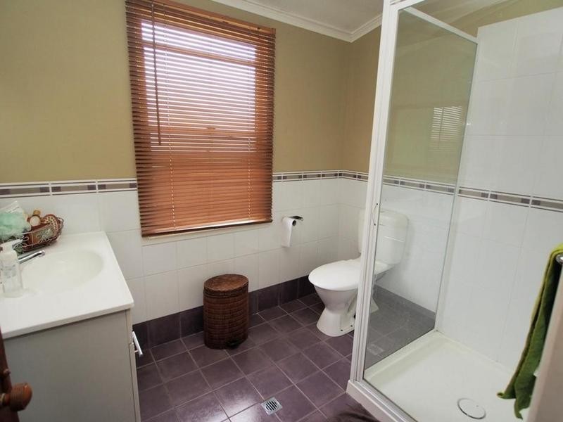 28 King St, Howard QLD 4659