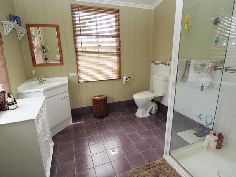 28 King St, Howard QLD 4659