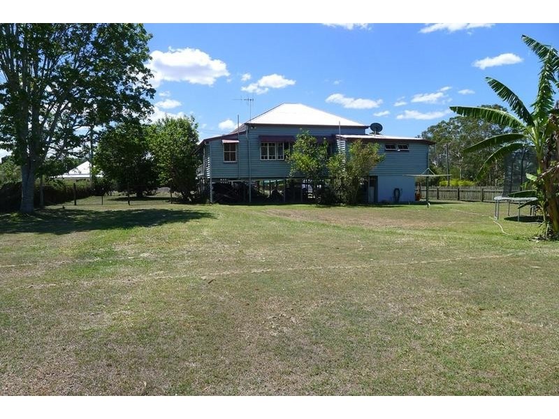 28 King St, Howard QLD 4659