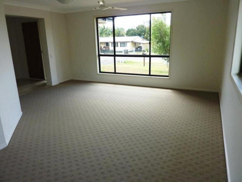 10 Charles Street, Howard QLD 4659