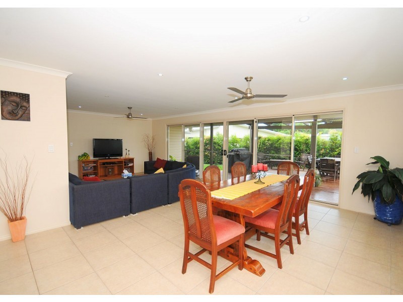 33 Tree View Road, Toogoom QLD 4655