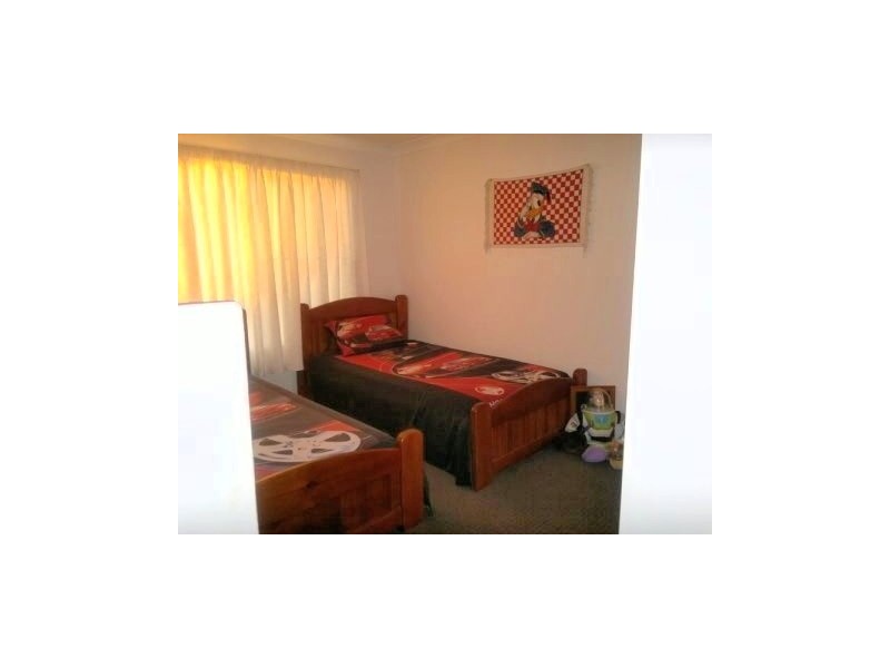 8 Barramundi Dr, Burrum Heads QLD 4659