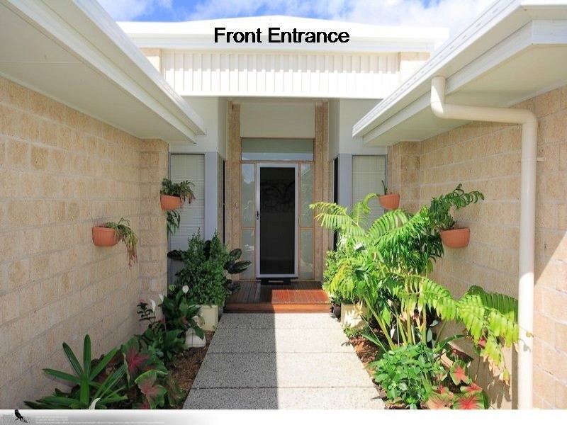 13 Fulmar Ct, Burrum Heads QLD 4659