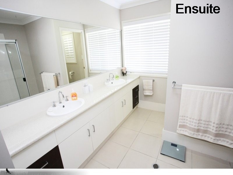 13 Fulmar Ct, Burrum Heads QLD 4659