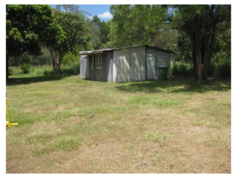18 Thomas Street, Howard QLD 4659