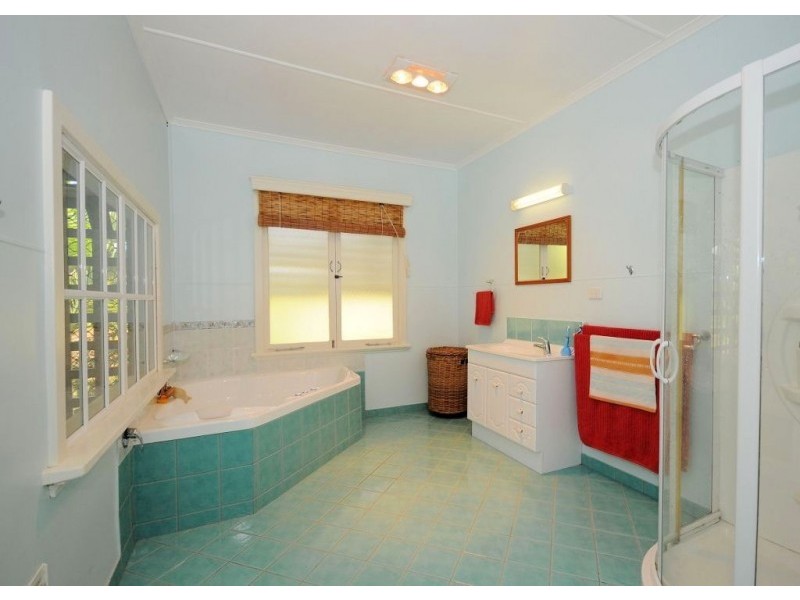 242 Pacific Haven Cct, Pacific Haven QLD 4659