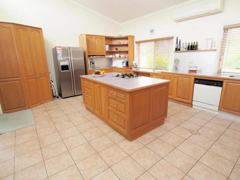 258 Pacific Haven Cct, Pacific Haven QLD 4659