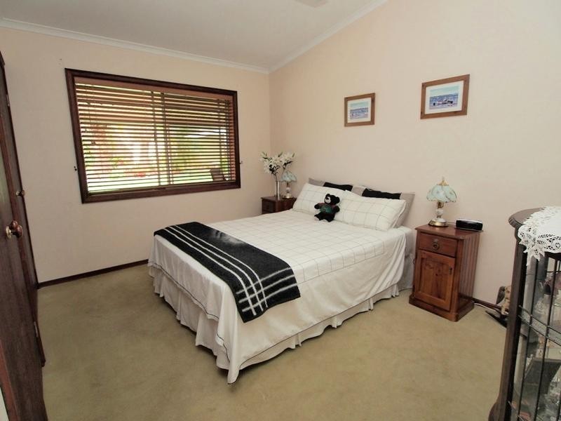 258 Pacific Haven Cct, Pacific Haven QLD 4659