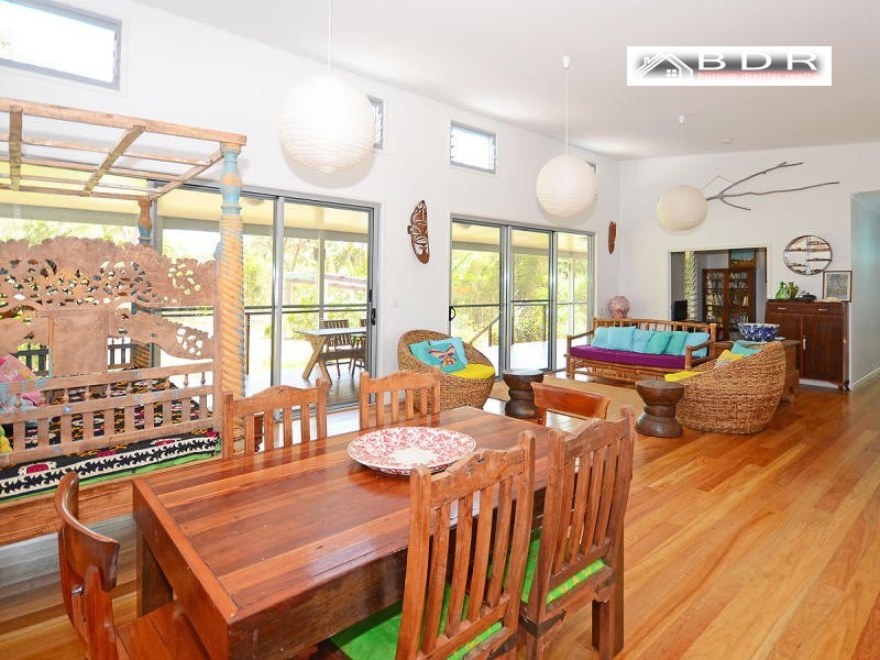 40 Dreamtime Av, Burrum Heads QLD 4659
