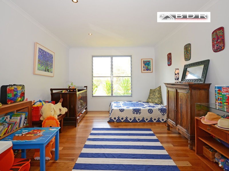 40 Dreamtime Av, Burrum Heads QLD 4659