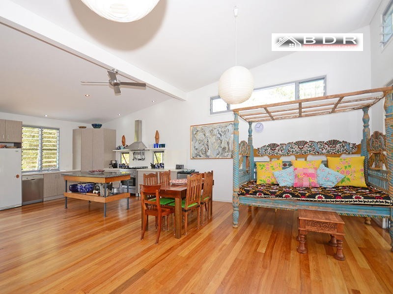 40 Dreamtime Av, Burrum Heads QLD 4659