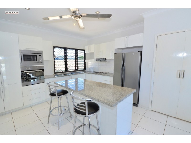 112 Riverview Drive, Burrum Heads QLD 4659