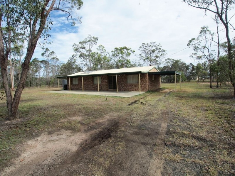 2 Jacqueline Dr, Pacific Haven QLD 4659