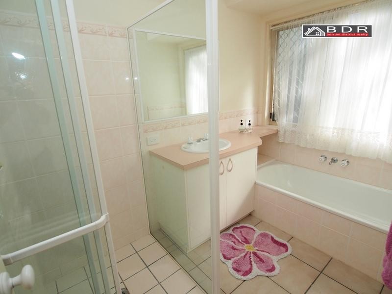 34 Spring St, Howard QLD 4659