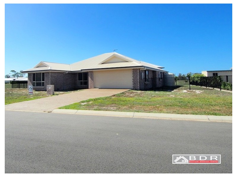 39 Barramundi Dr, Burrum Heads QLD 4659