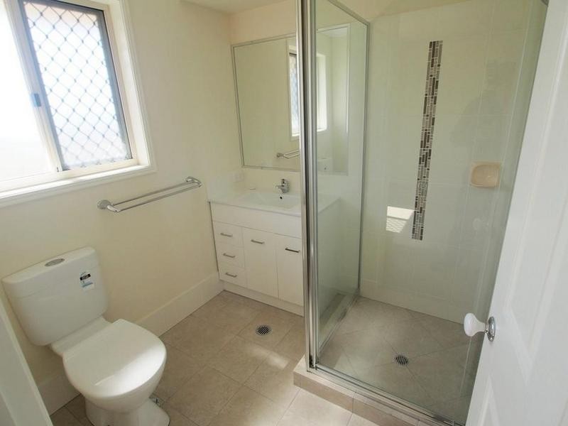 39 Barramundi Dr, Burrum Heads QLD 4659