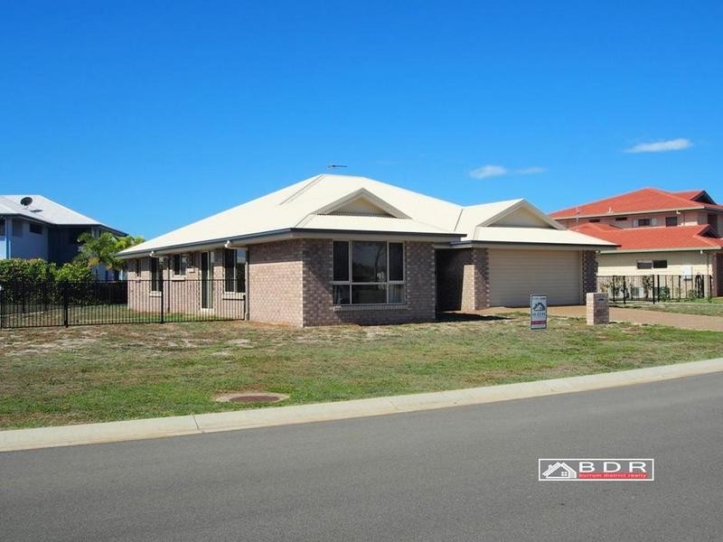 39 Barramundi Dr, Burrum Heads QLD 4659