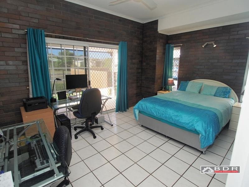 35 Beach Drive, Burrum Heads QLD 4659