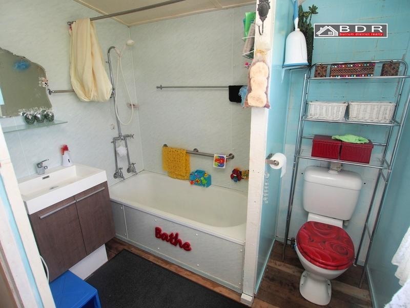 33-35 Whitley Street, Howard QLD 4659