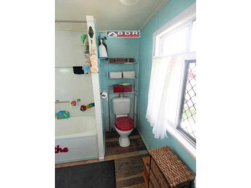 33-35 Whitley Street, Howard QLD 4659