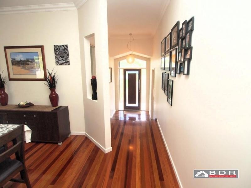 39 Mary Street, Howard QLD 4659