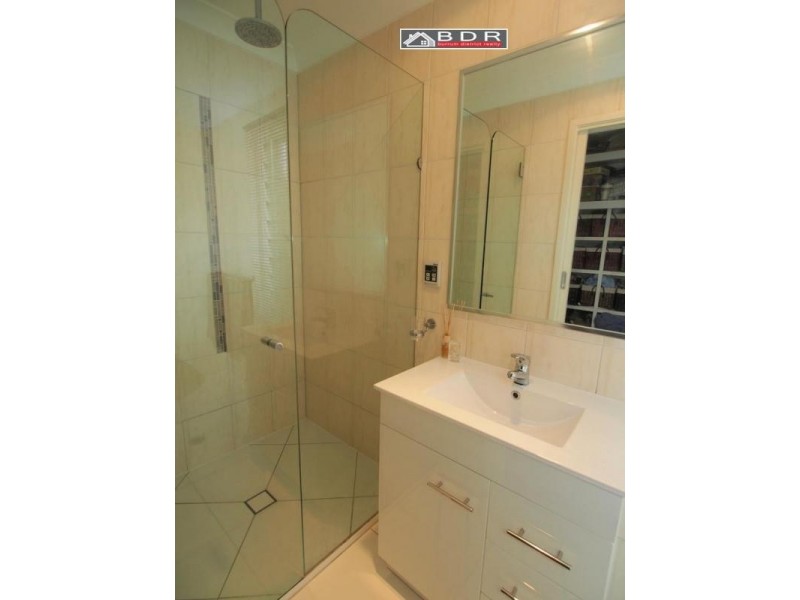 39 Mary Street, Howard QLD 4659