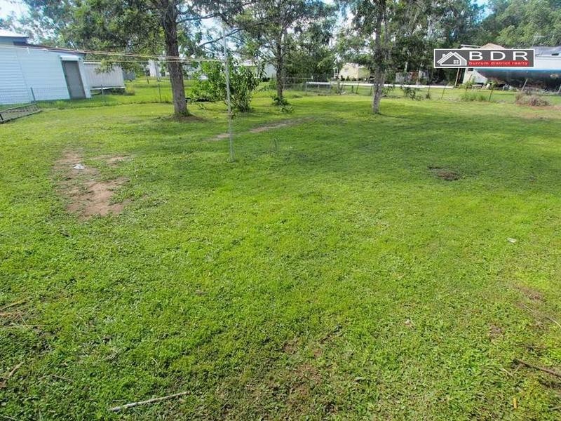 84 William St, Howard QLD 4659