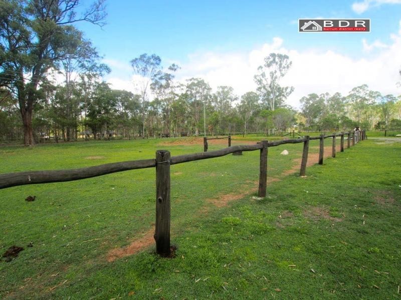 31 Howard Heights Rd, Howard QLD 4659