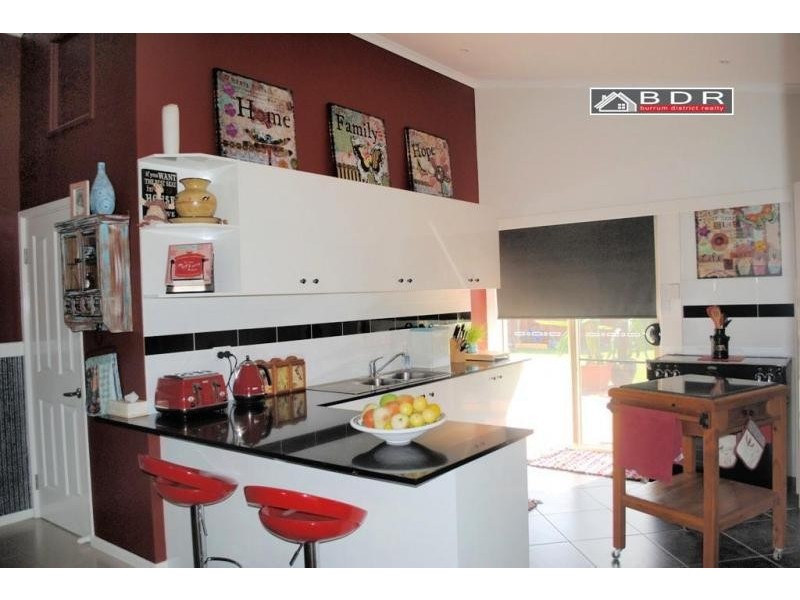 48 Smith Rd, Howard QLD 4659