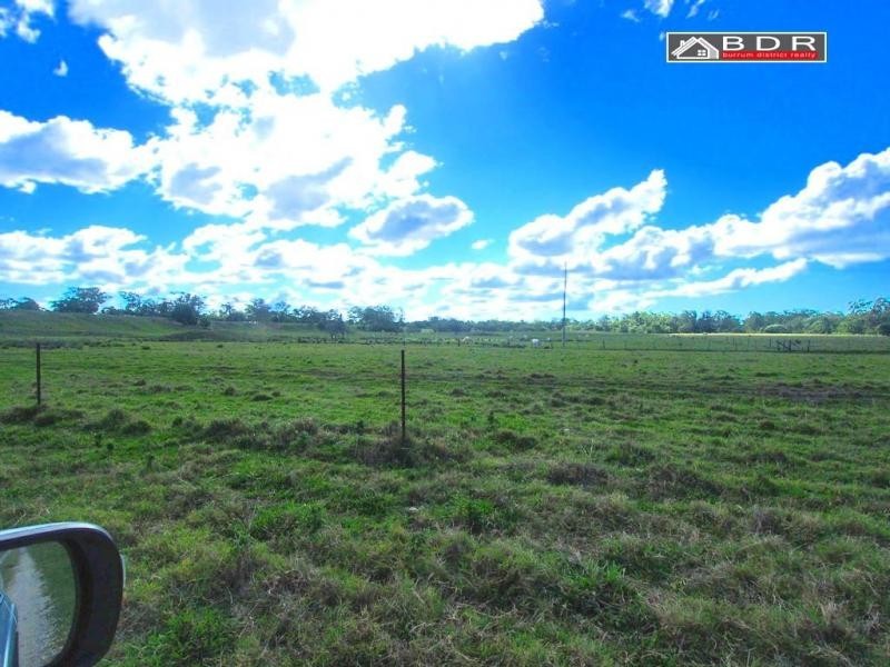 48 Smith Rd, Howard QLD 4659