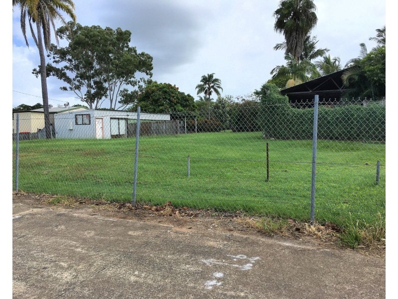 65 William Street, Howard QLD 4659