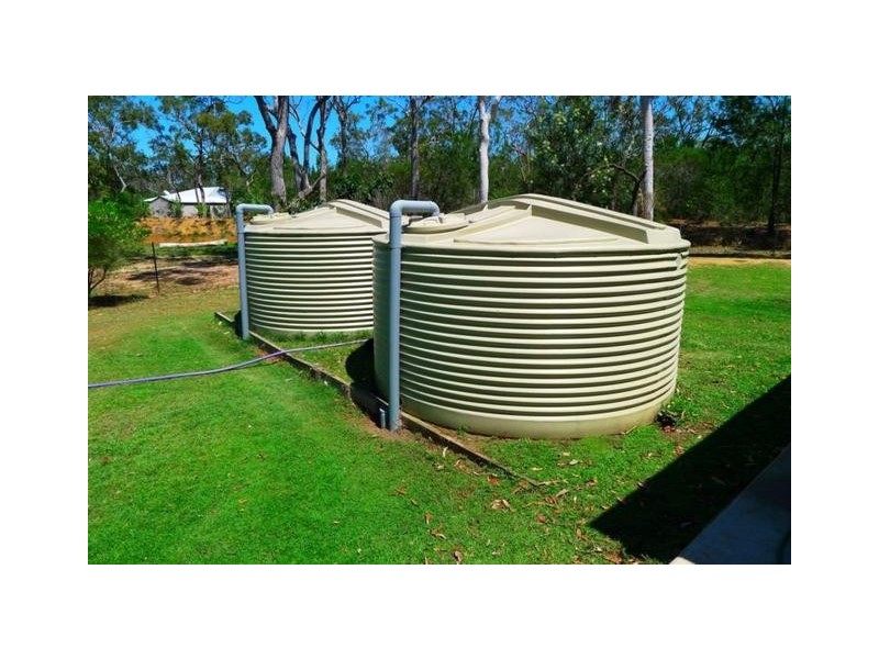 8 Island Close, Pacific Haven QLD 4659