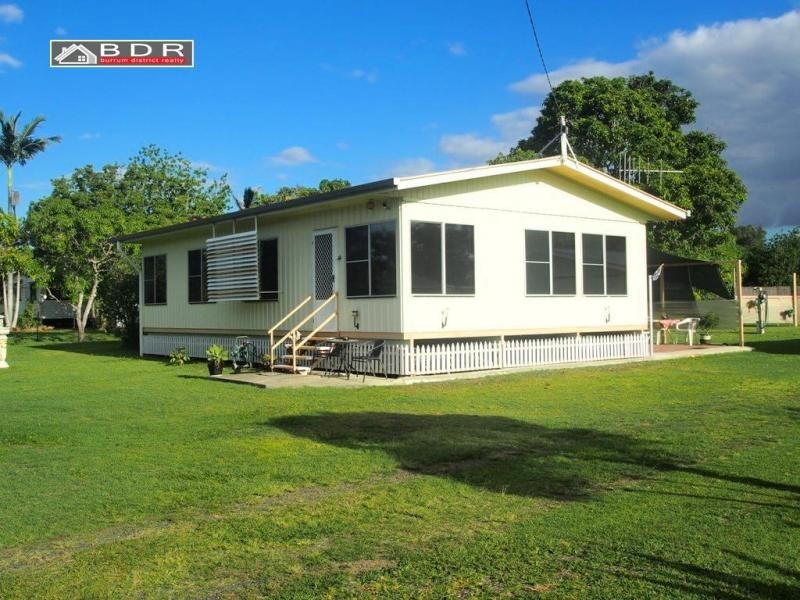60 Robertson St, Torbanlea QLD 4662