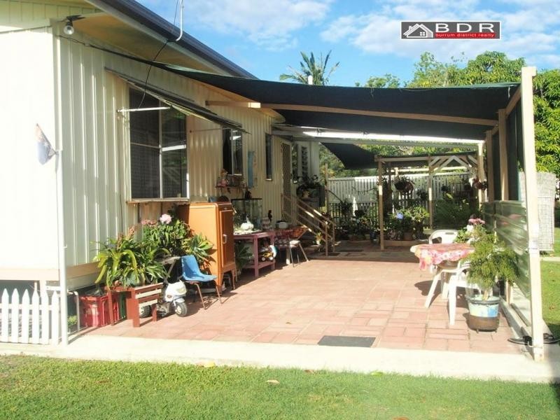60 Robertson St, Torbanlea QLD 4662
