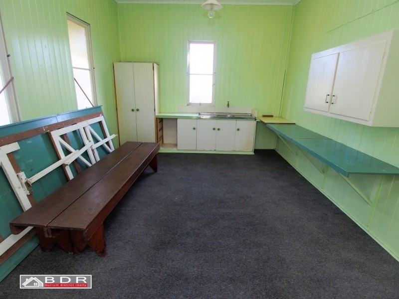 12 Gympie Street, Torbanlea QLD 4662