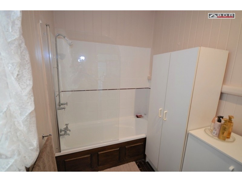 33 to 37 Lower Thomas St, Howard QLD 4659