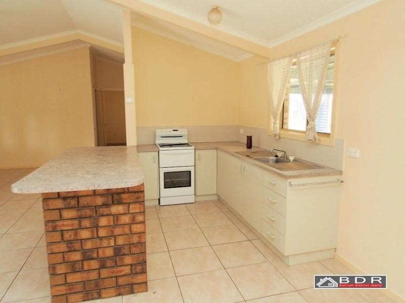 2 Jacqueline Dr, Pacific Haven QLD 4659