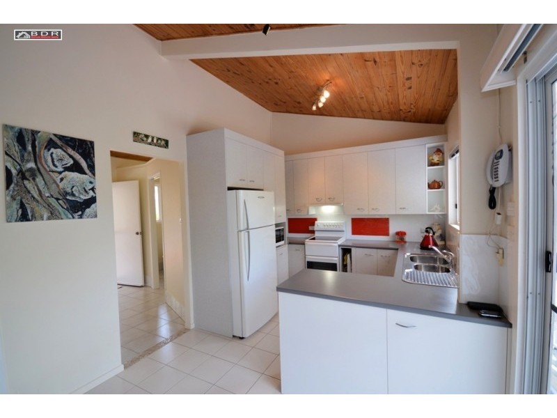 23 Raintree Ave, Burrum Heads QLD 4659