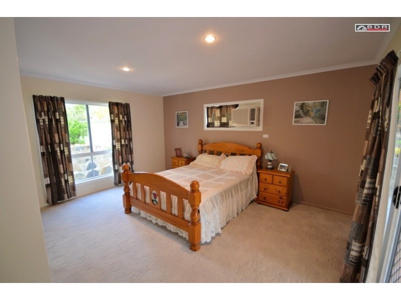 23 Raintree Ave, Burrum Heads QLD 4659
