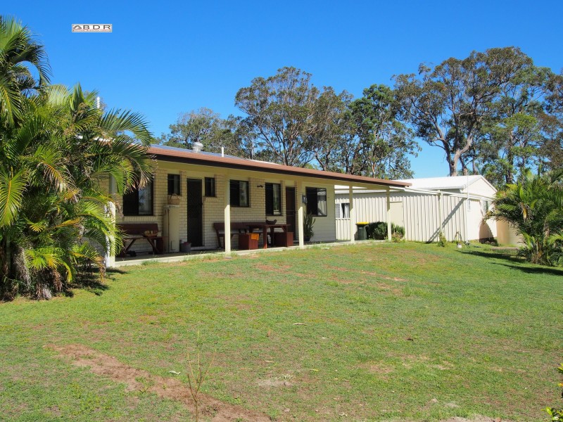 31 Raintree Ave, Burrum Heads QLD 4659