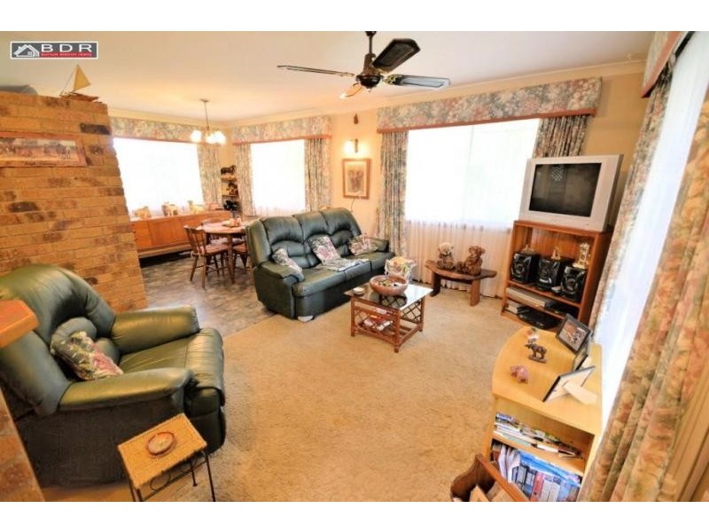 15 Dreamtime Ave, Burrum Heads QLD 4659