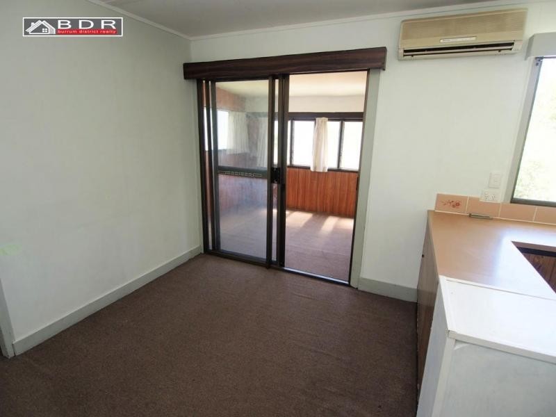 25 James Street, Howard QLD 4659