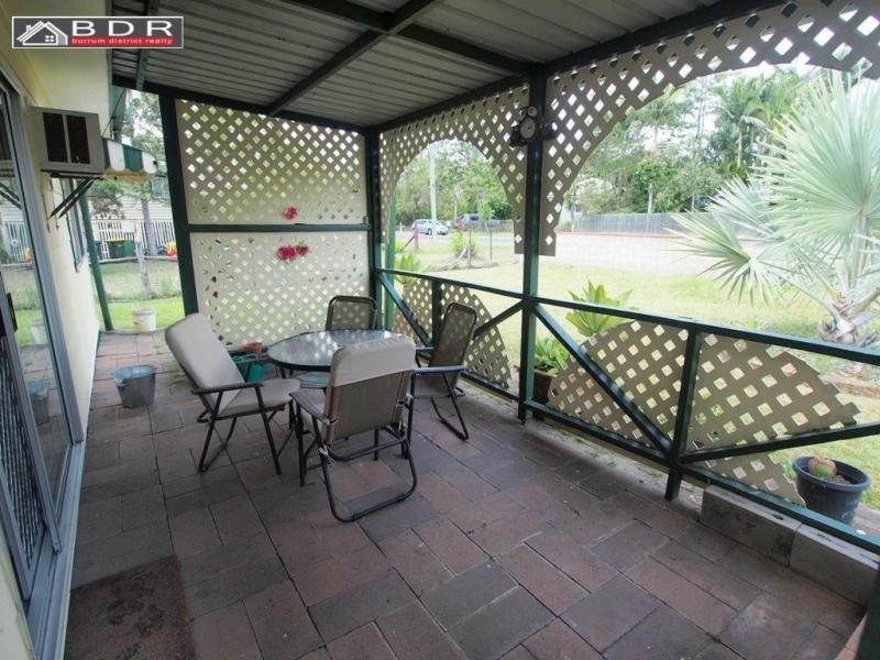 23 James, Howard QLD 4659