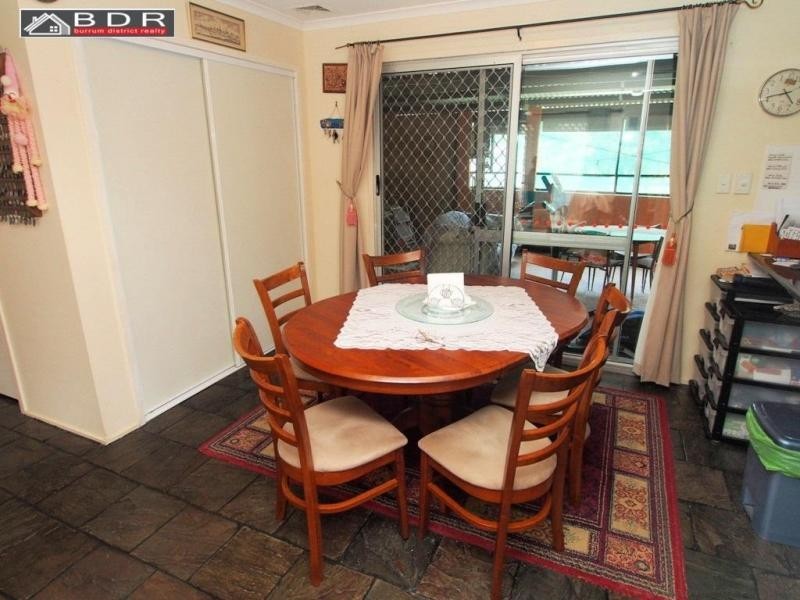 23 James, Howard QLD 4659