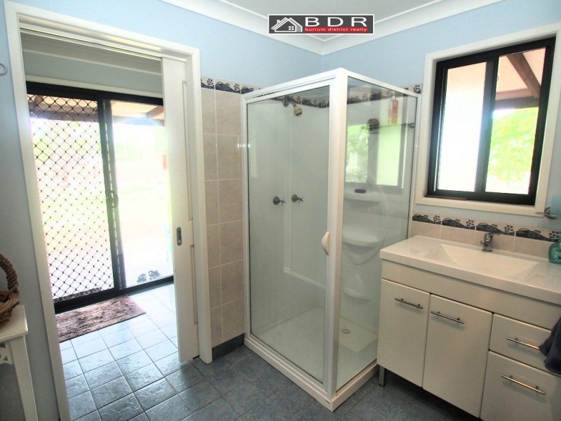 32 Roberts Rd North, Torbanlea QLD 4662