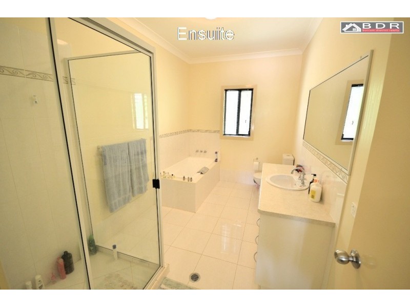 313 Pacific Haven Cct, Pacific Haven QLD 4659