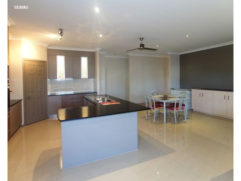33 Traviston Way, Burrum Heads QLD 4659
